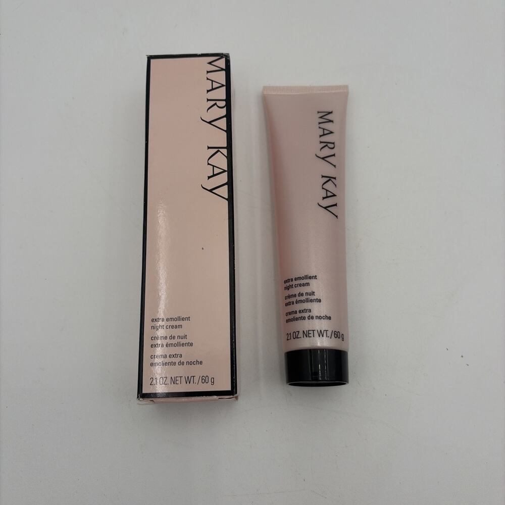 Mary Kay Extra Emollient Night Cream Dry Skin NEW In Box 072682
